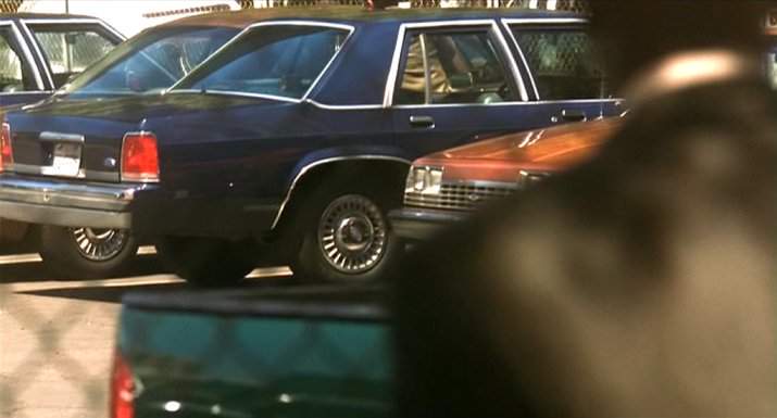 Ford LTD Crown Victoria