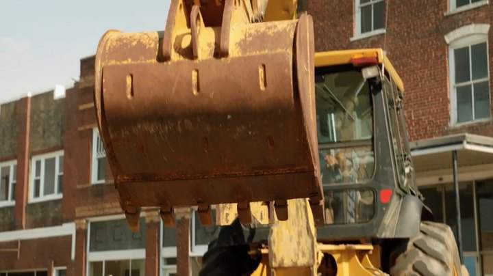 Deere 410 E