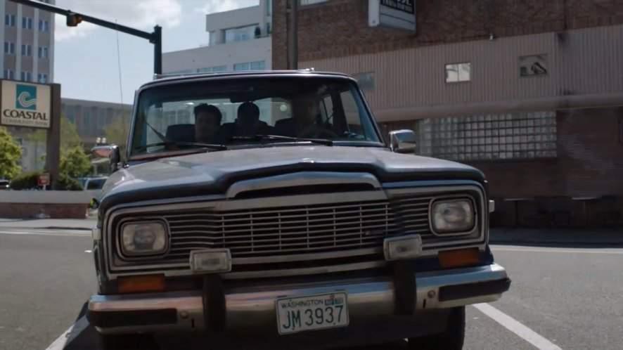 Jeep Grand Wagoneer