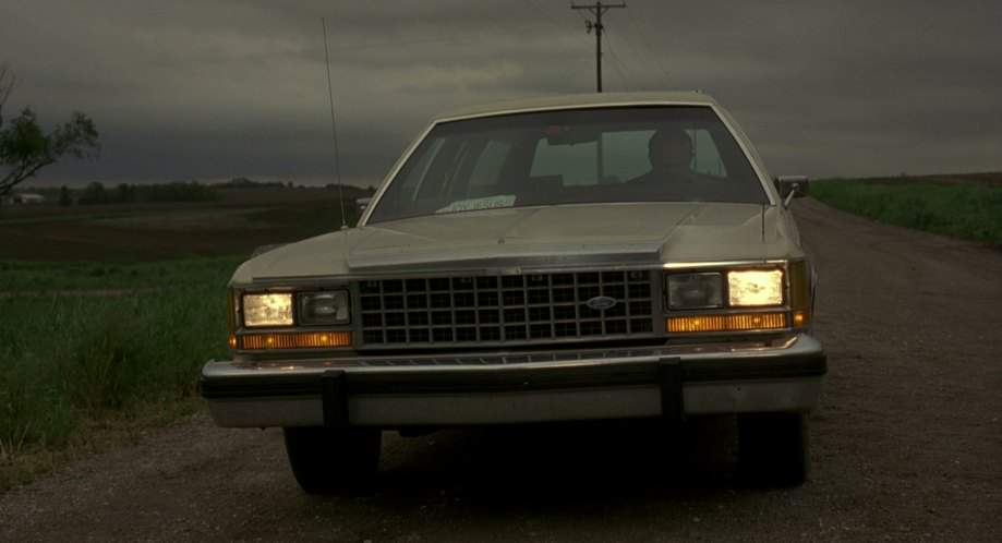 Ford LTD Country Squire