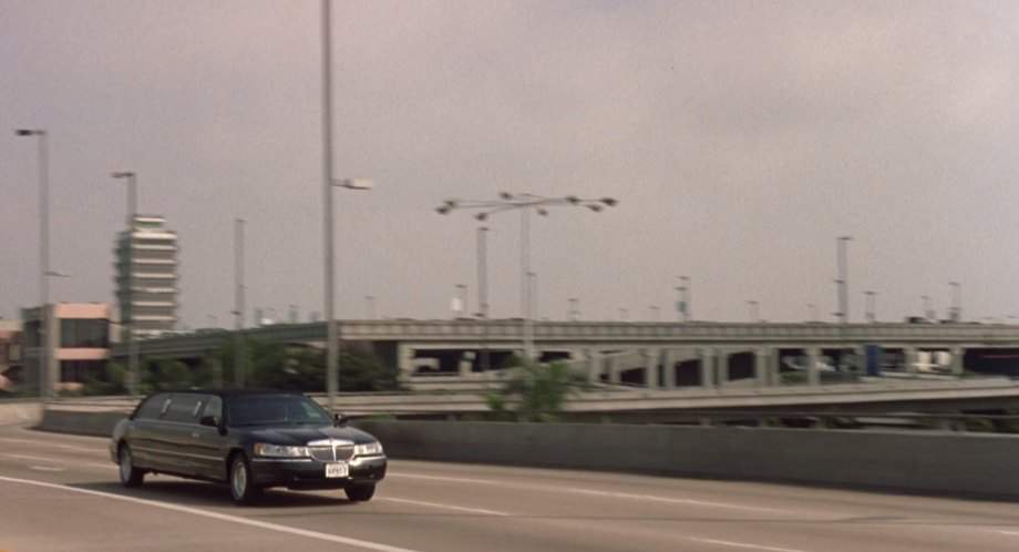 Lincoln Town Car Stretched Limousine