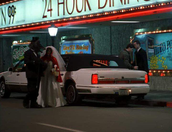 Lincoln Town Car Stretched Limousine