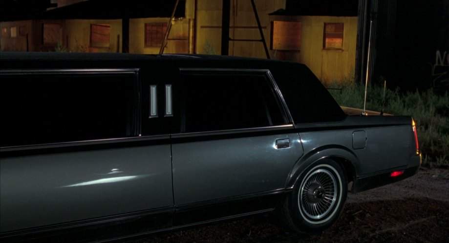 Lincoln Town Car Stretched Limousine