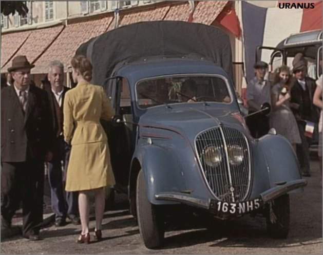 1947 Peugeot 202 UH Camionnette Bâchée in Uranus