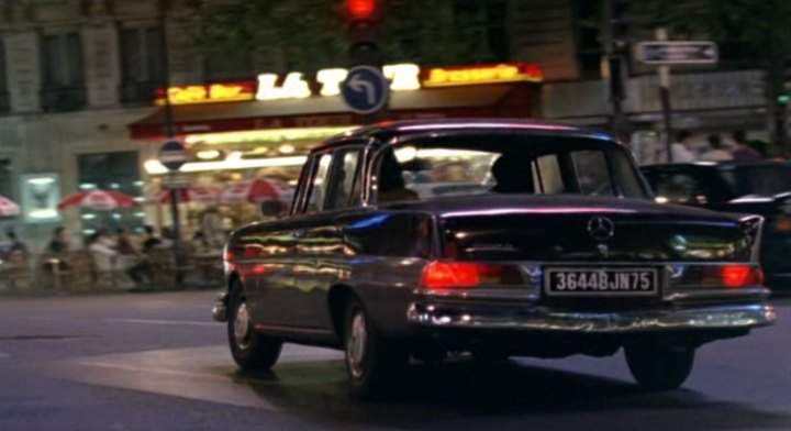 Mercedes-Benz 220 S