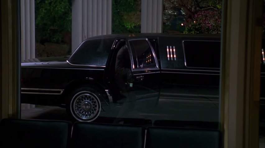 Lincoln Town Car Stretched Limousine
