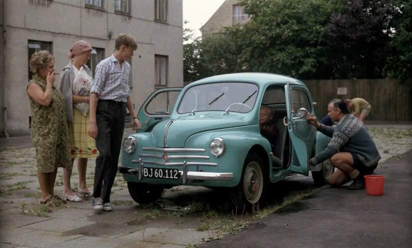 Renault 4CV