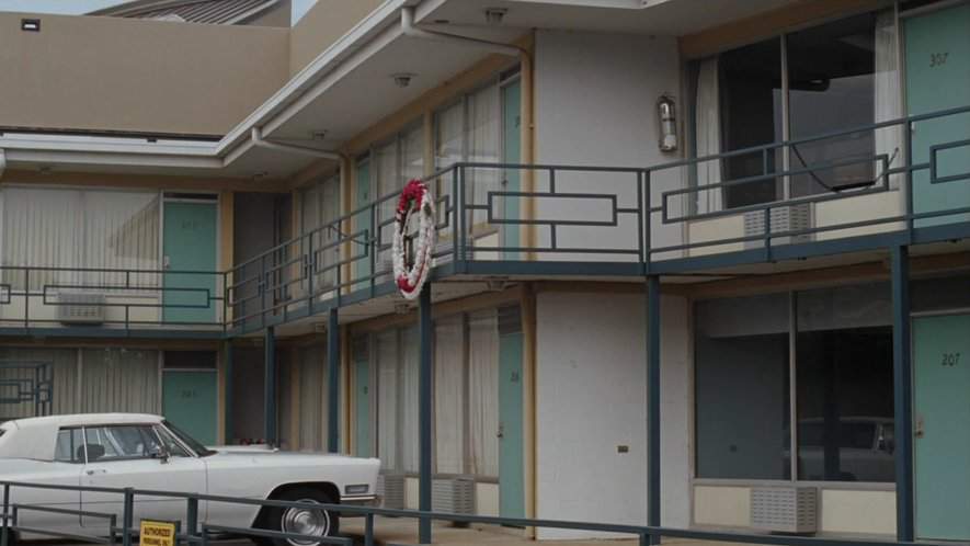 Cadillac Coupe DeVille