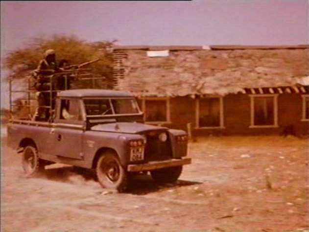 Land-Rover 109'' Series II Pickup