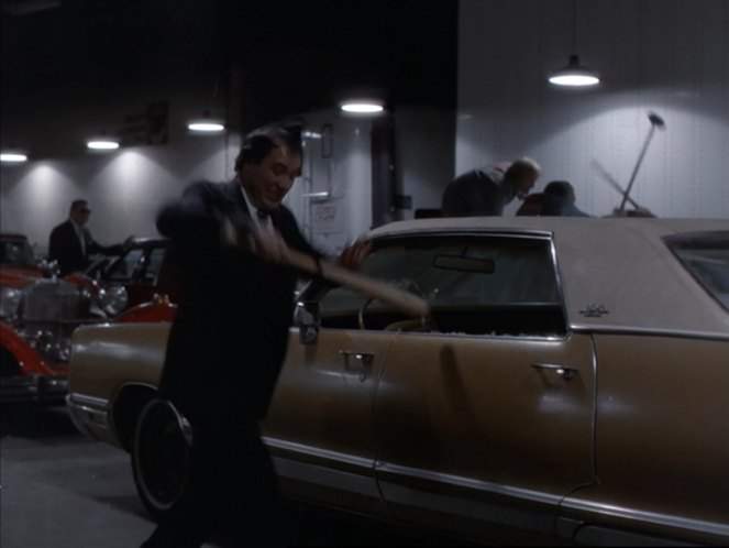 Chrysler New Yorker Brougham