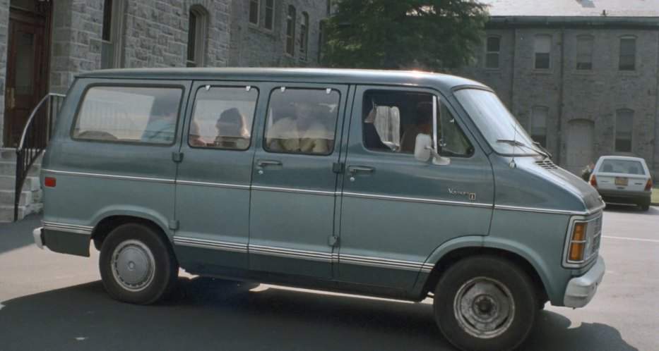 Plymouth Voyager Wagon