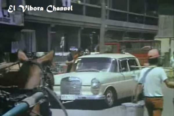 Mercedes-Benz 200