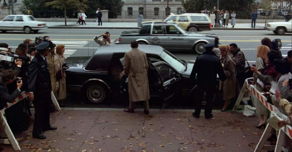 Chrysler New Yorker Fifth Avenue