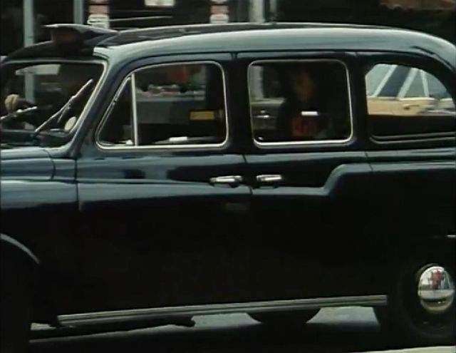 Carbodies FX4R