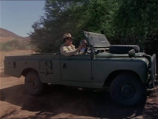 Land-Rover 109'' Series IIa