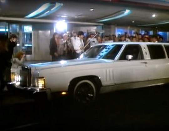 Lincoln Continental Executive Limousine