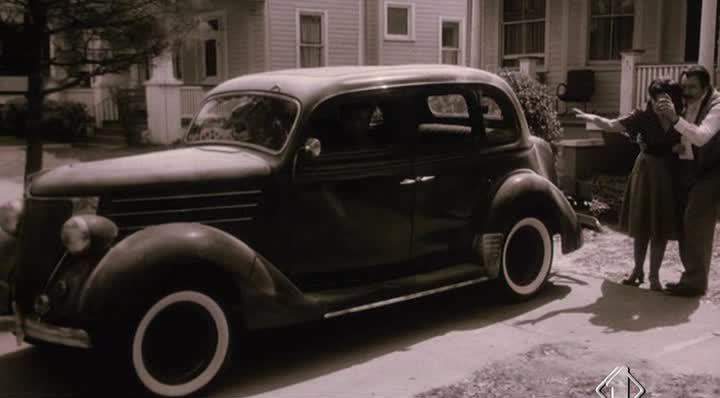 Ford V8 De Luxe