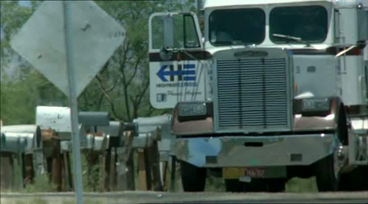 Freightliner FLC 120