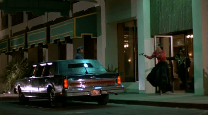 Lincoln Town Car Stretched Limousine