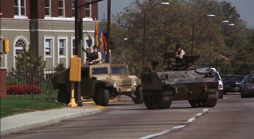AM General HMMWV XM998