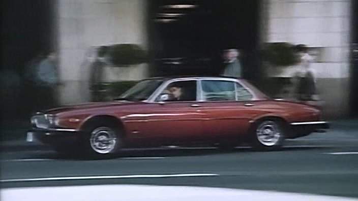 Jaguar XJ6