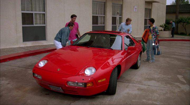 Porsche 928 S4