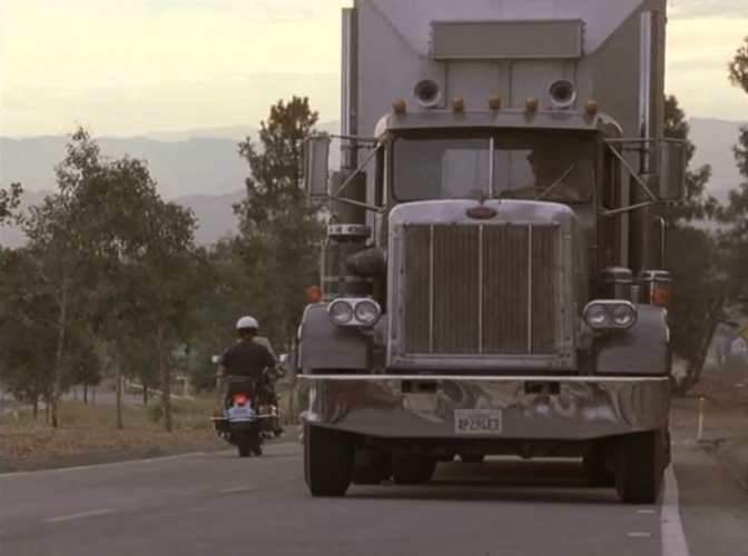 Peterbilt 359