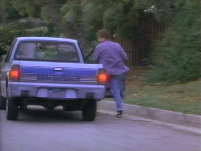 Mazda B-2000