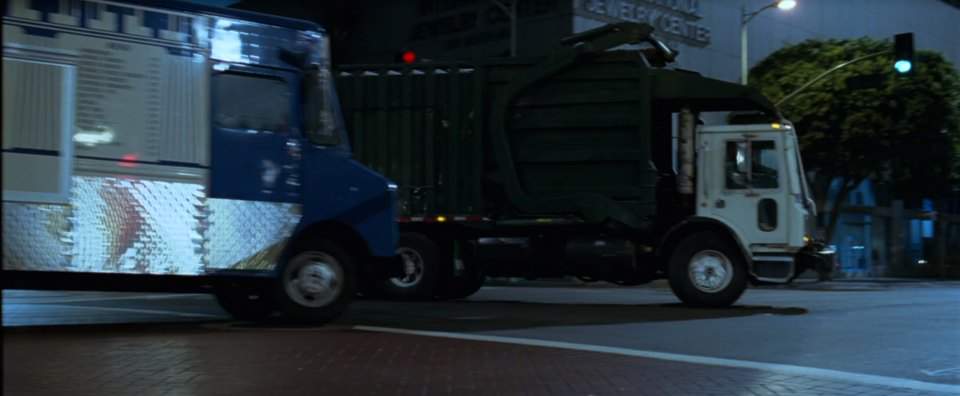 Mack MR