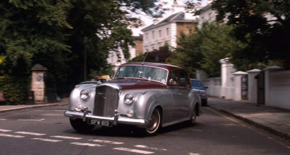 Bentley S2