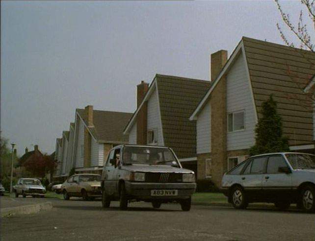 Vauxhall Cavalier MkII