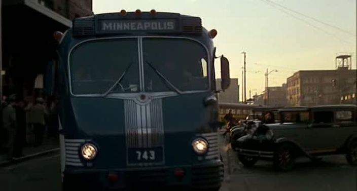 Yellow Coach 743