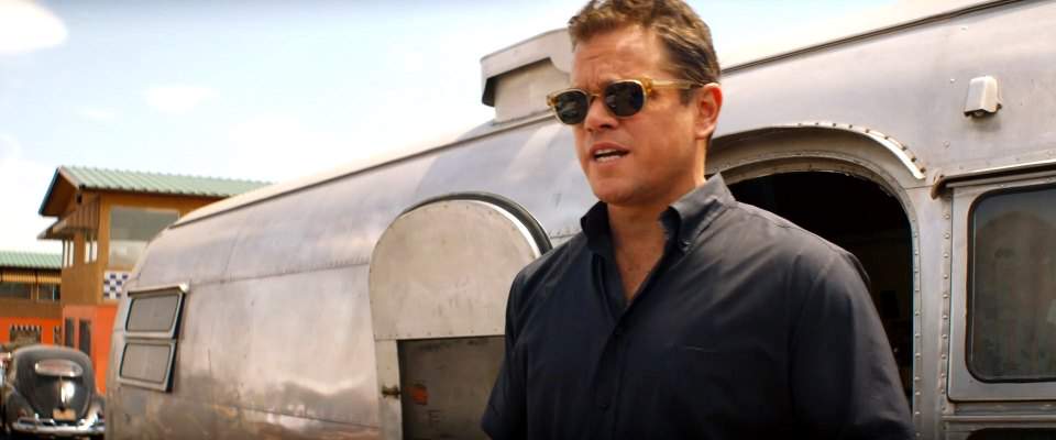 Volkswagen De Luxe Sedan