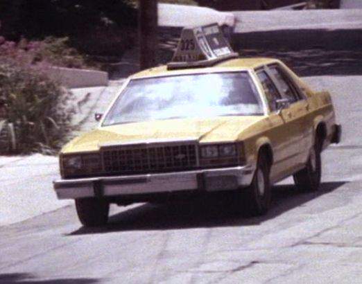 Ford LTD Crown Victoria