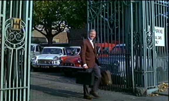 Triumph Herald 1200 Saloon