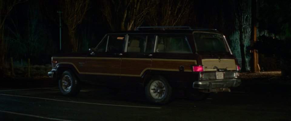 Jeep Wagoneer