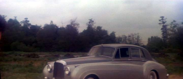Bentley S2