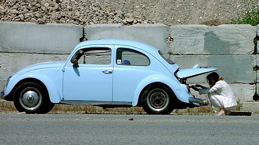 Volkswagen De Luxe Sedan