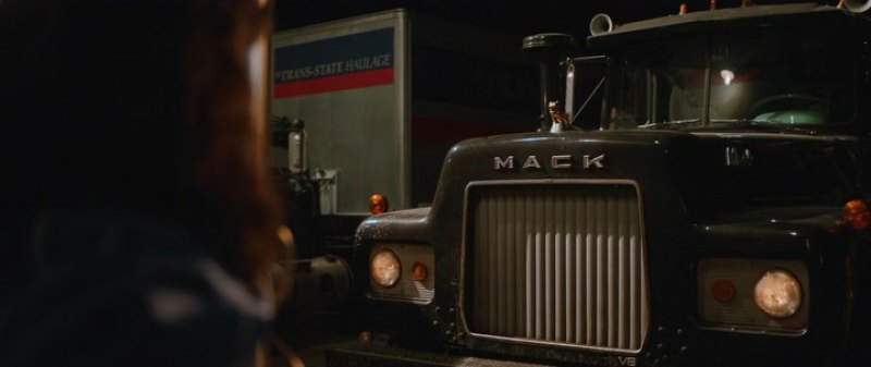 Mack R-Series
