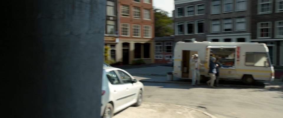 Mercedes-Benz MB 100