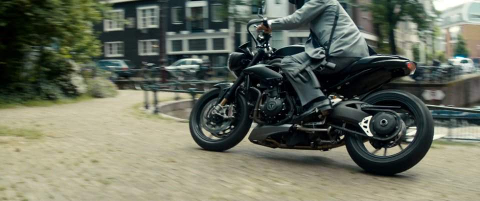 Triumph Speed Triple 1050 R