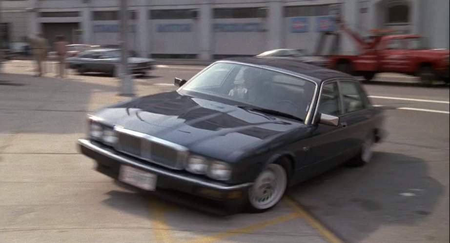 Jaguar XJ6