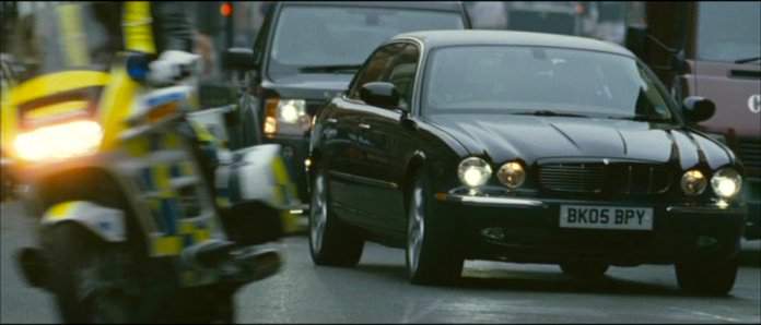 Jaguar XJ8