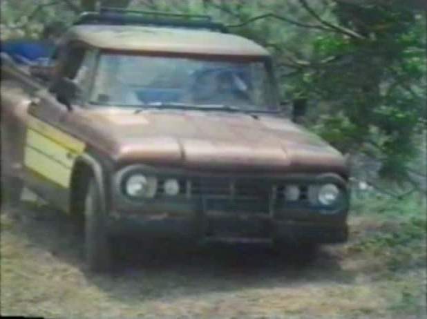 Dodge D-100 in Sudden Thunder