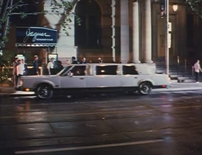 Lincoln Town Car Stretched Limousine