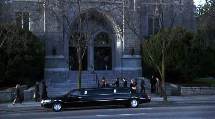 Lincoln Town Car Stretched Limousine