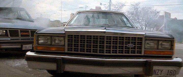 Ford LTD Crown Victoria