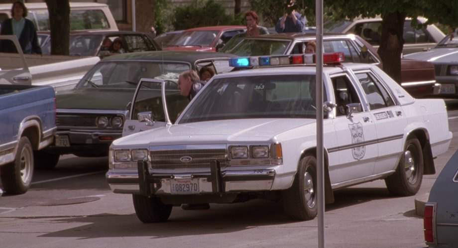 Ford LTD Crown Victoria