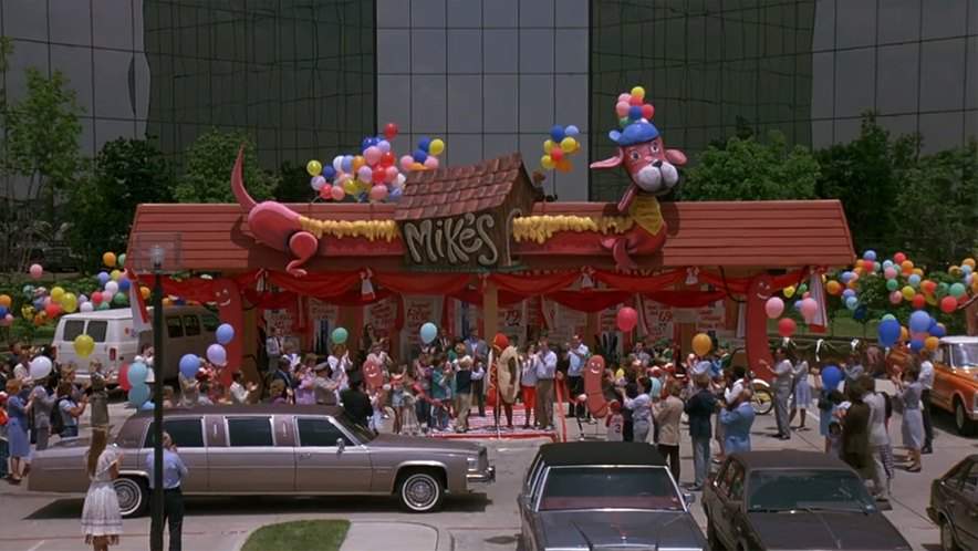 Cadillac Sedan DeVille Stretched Limousine