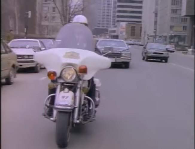 Harley-Davidson FLHP Electra Glide